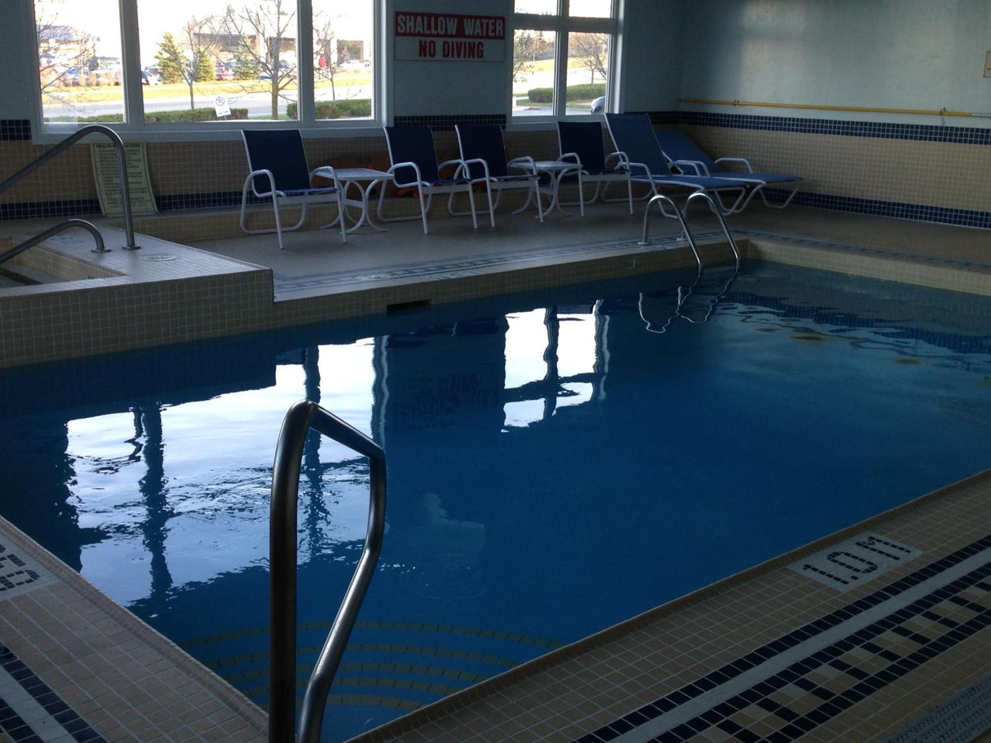 Four Points By Sheraton Barrie Exteriör bild
