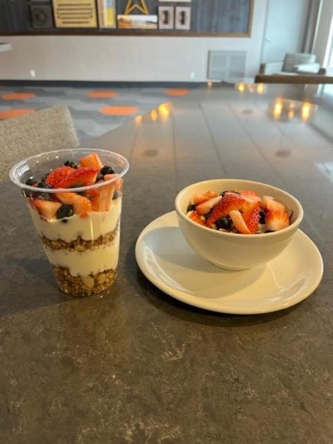 Four Points By Sheraton Barrie Exteriör bild